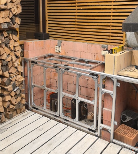 WALLBOX комплект стальных петель для профиля